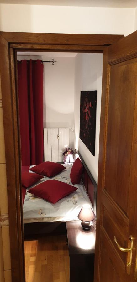 Emma Apartament Sinaia Ngoại thất bức ảnh